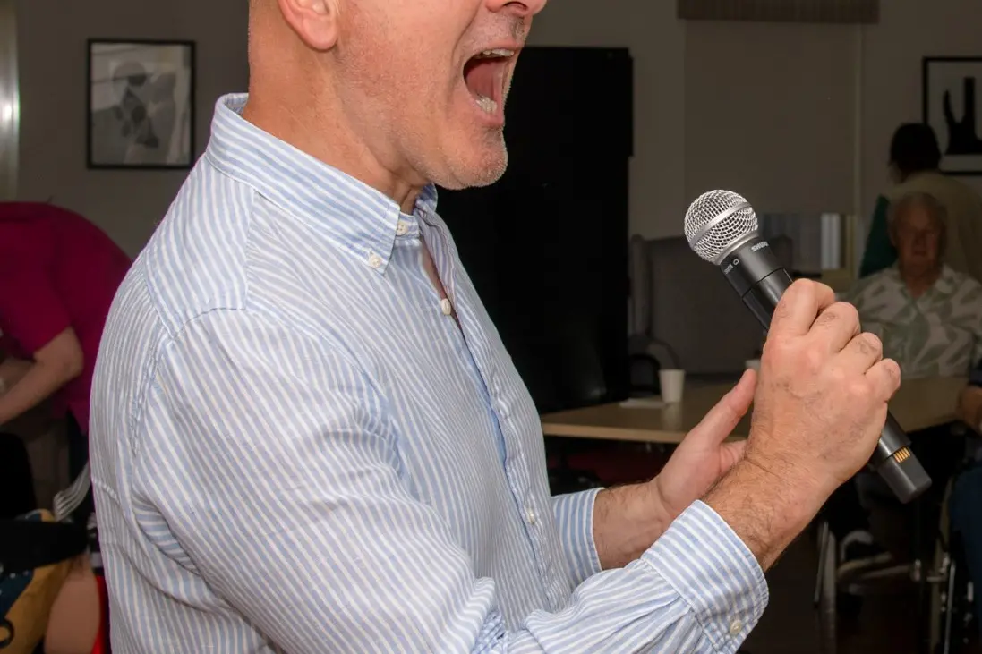 <p>SPECIAL GUEST SINGER: Paris Zachariou to sing traditional Italian music at the Trevisani & Vicentini del Mondo Myrtleford Luncheon celebrating San Marco at Club Savoy later this month.</p>\\n