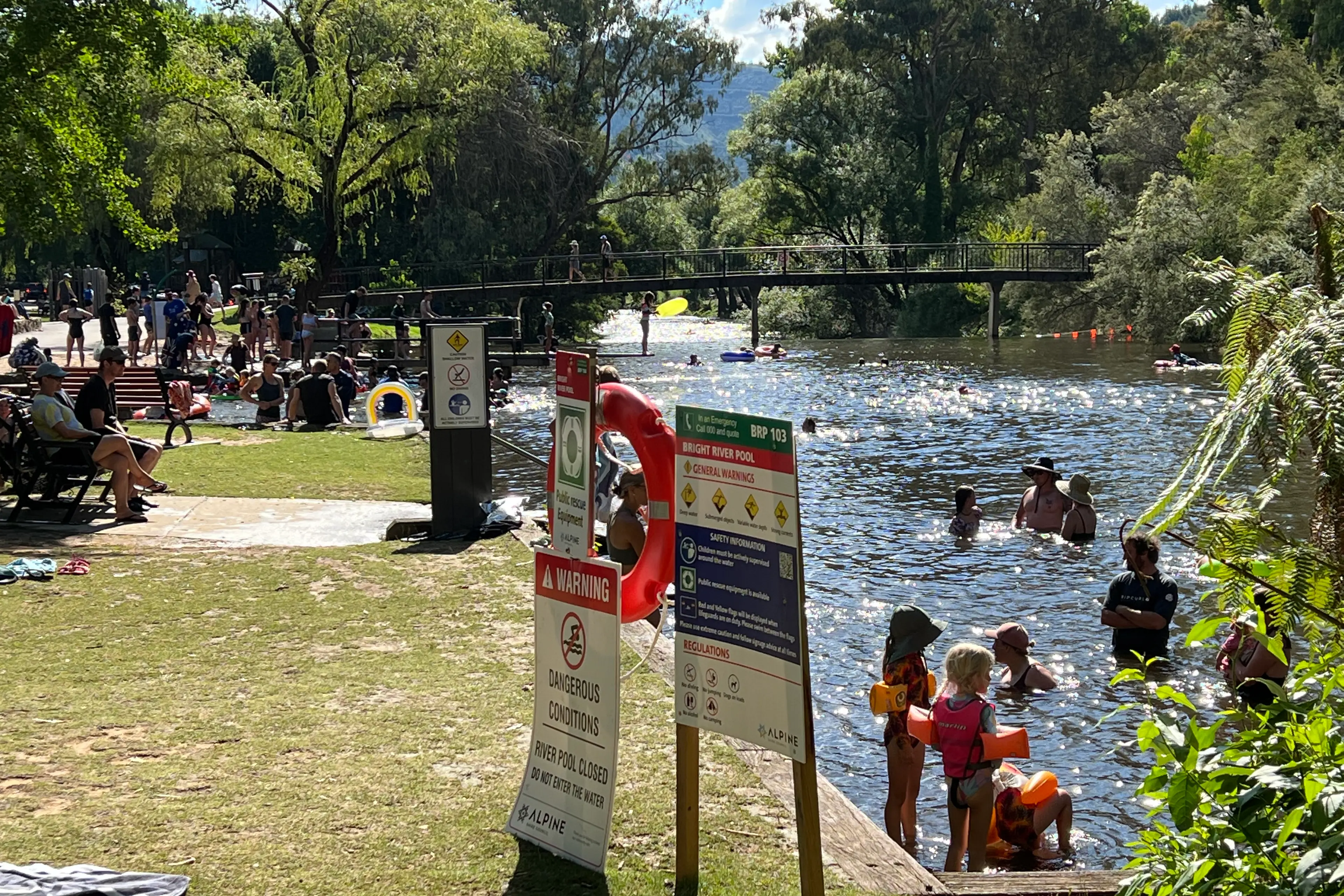 <p>SAFETY OVERHAUL: A Coroner has found while there is extensive safety signage at the Bright River Pool, there was a lack of signage along nearby areas like the Canyon Walk, where a boy died after falling off a rock ledge in 2025.</p>\\n