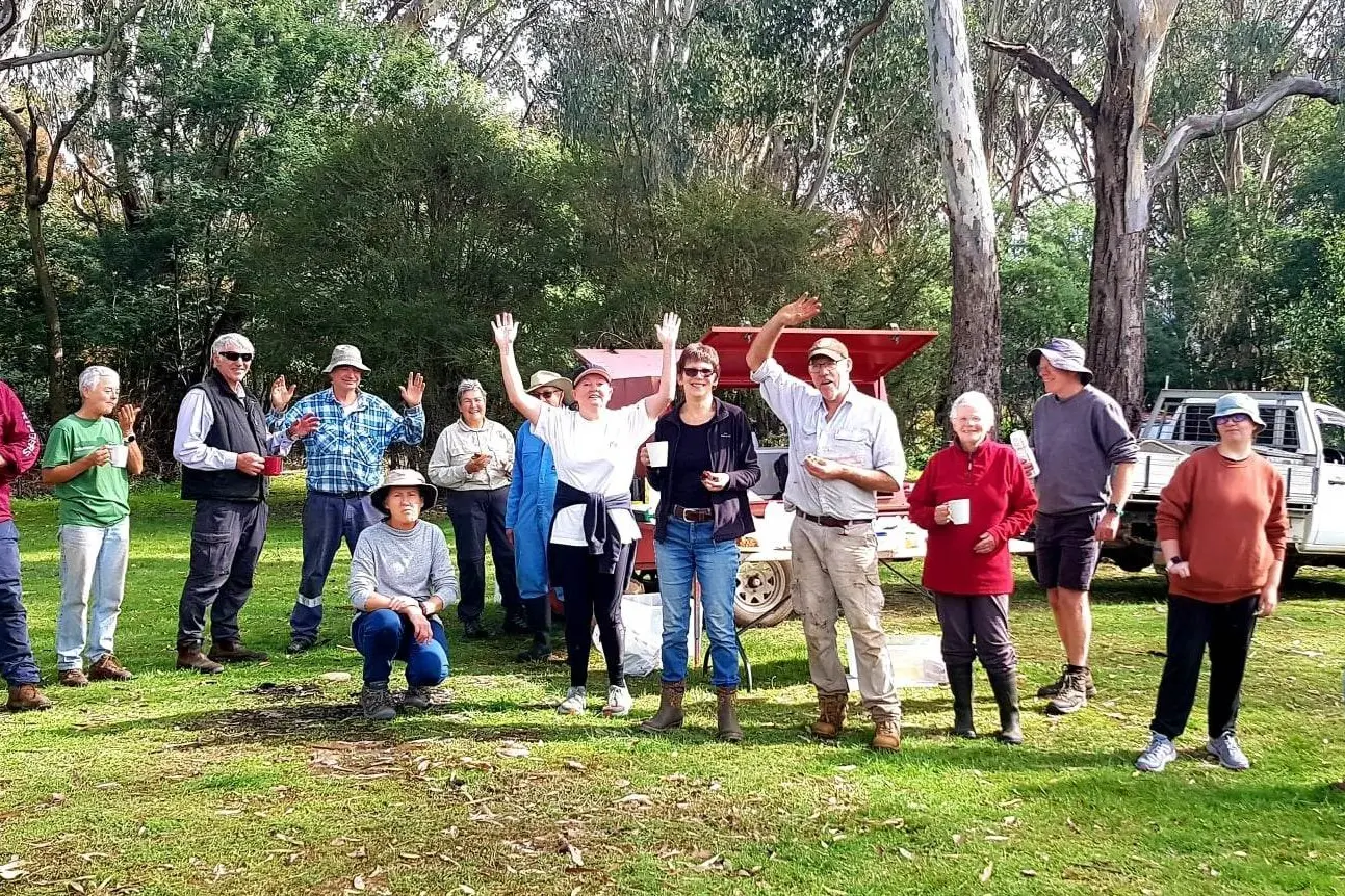<p>READY FOR REGIONAL REHABILITATION: Get out your gardening gloves and join Upper Ovens Valley Landcare Group for its National Tree Day tree-planting event at Porepunkah this Sunday. PHOTO: UOVLG</p>\\n