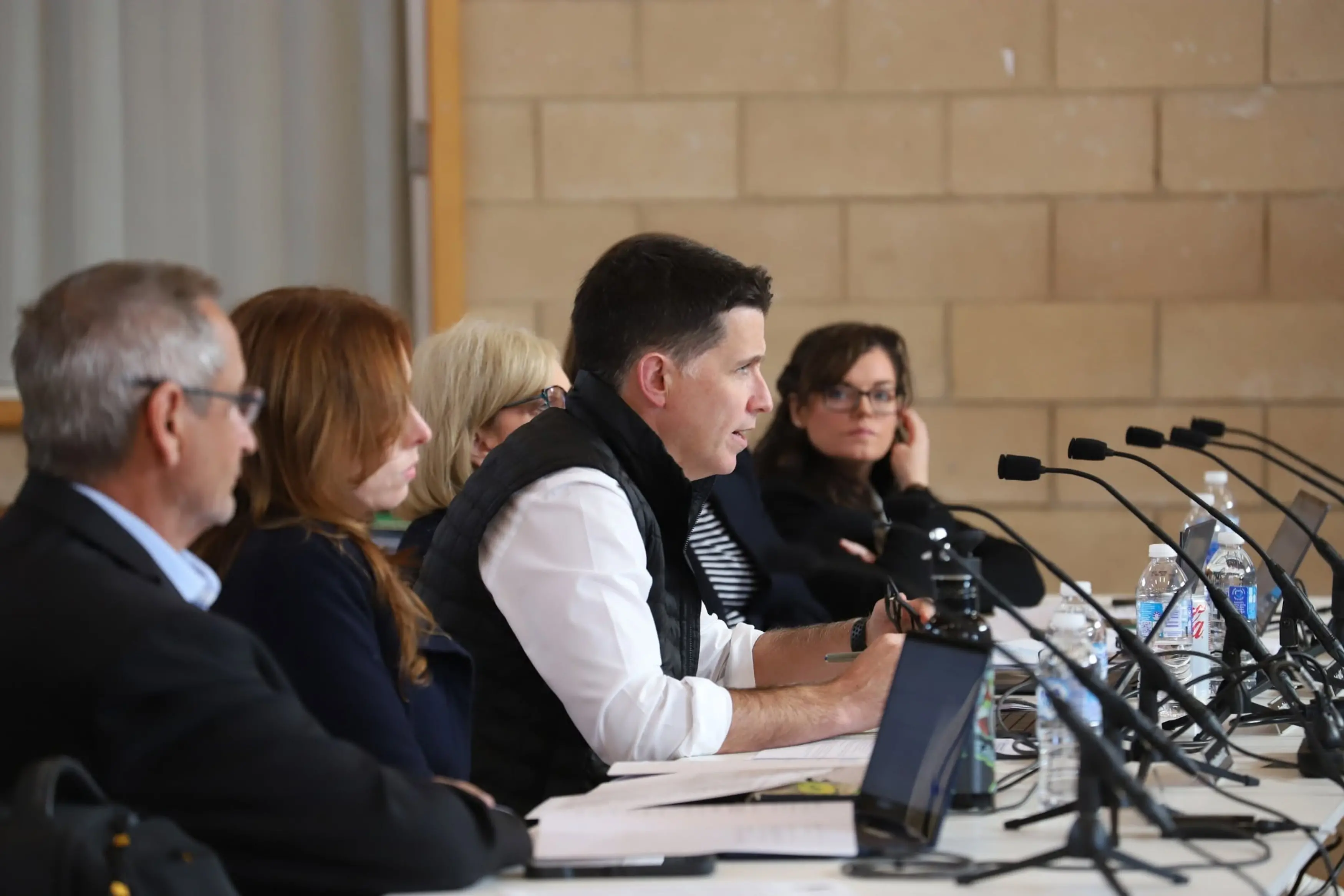 <p>The inquiry\\'s committee chair Ryan Batchelor at the Harcourt open microphone hearing.</p>\\n