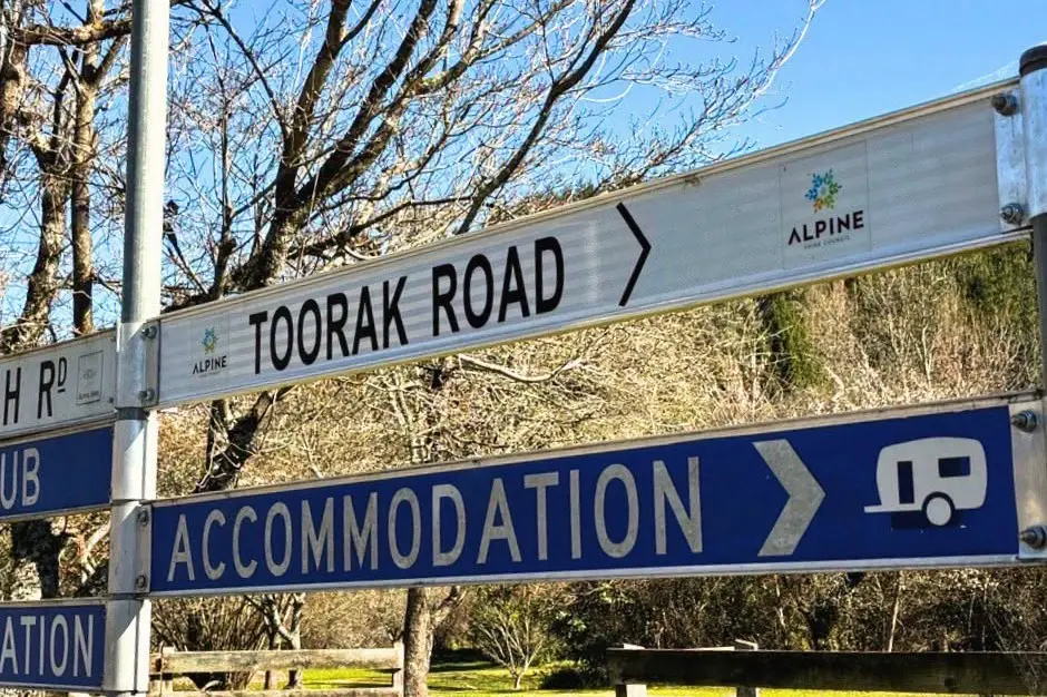 <p>GREEN LIGHT: PLANNING STRUCTURE GUIDELINES UPDATED: Landscape of Toorak Road set to change after previously rejected planning application specifics now meet Victoria\\'s updated planning framework. PHOTO: ASC.</p>\\n