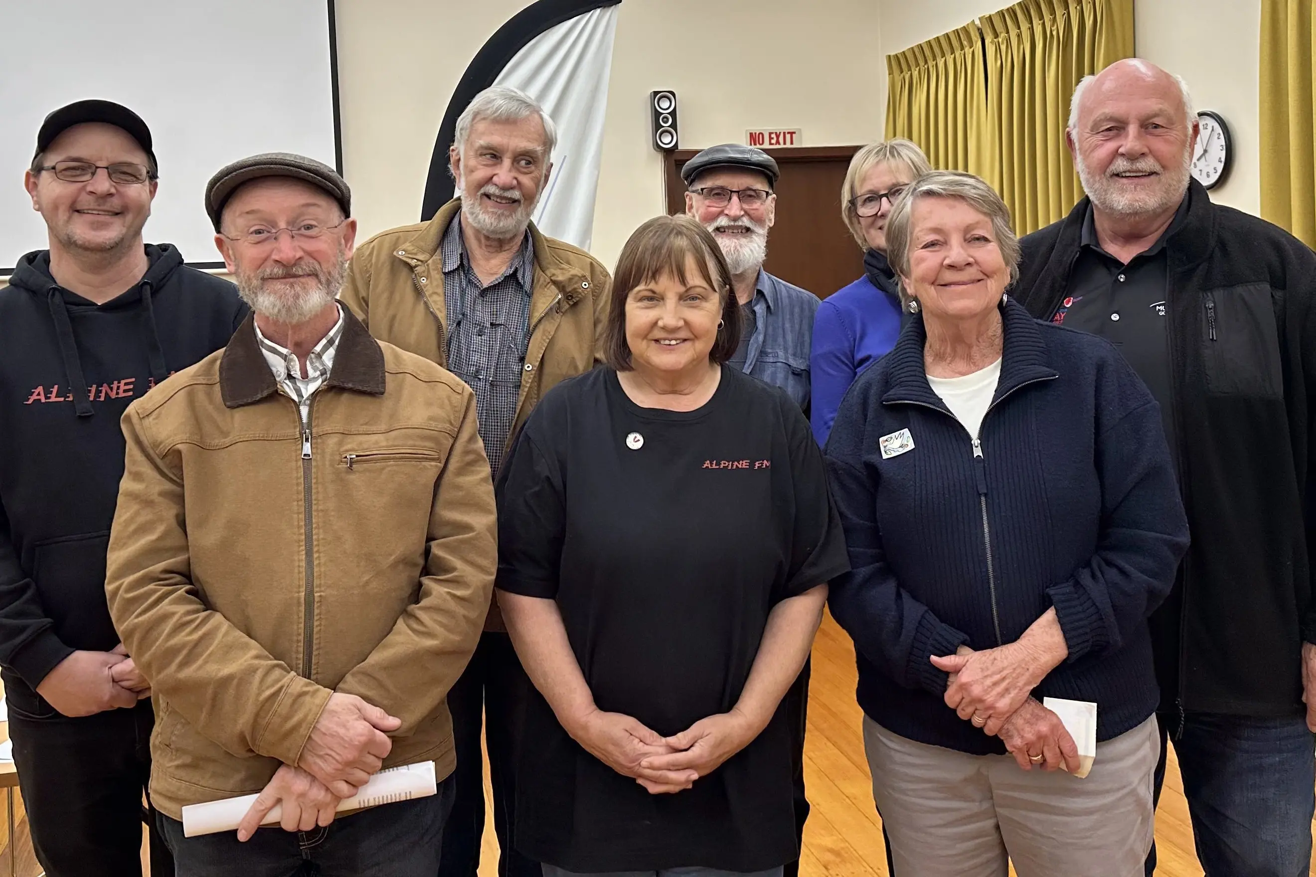 <p>NEW COMMITTEE: Alpine FM station manager Michael Ahearn (left) with committee members (from left) Craig McTaggart, vice president Ian Cohn, Helen Braidwood, president Keith Pike, secretary Linda Parkinson, Helen Mc Dougal (partly obscured) and treasurer Henry Ziemnicki.</p>\\n