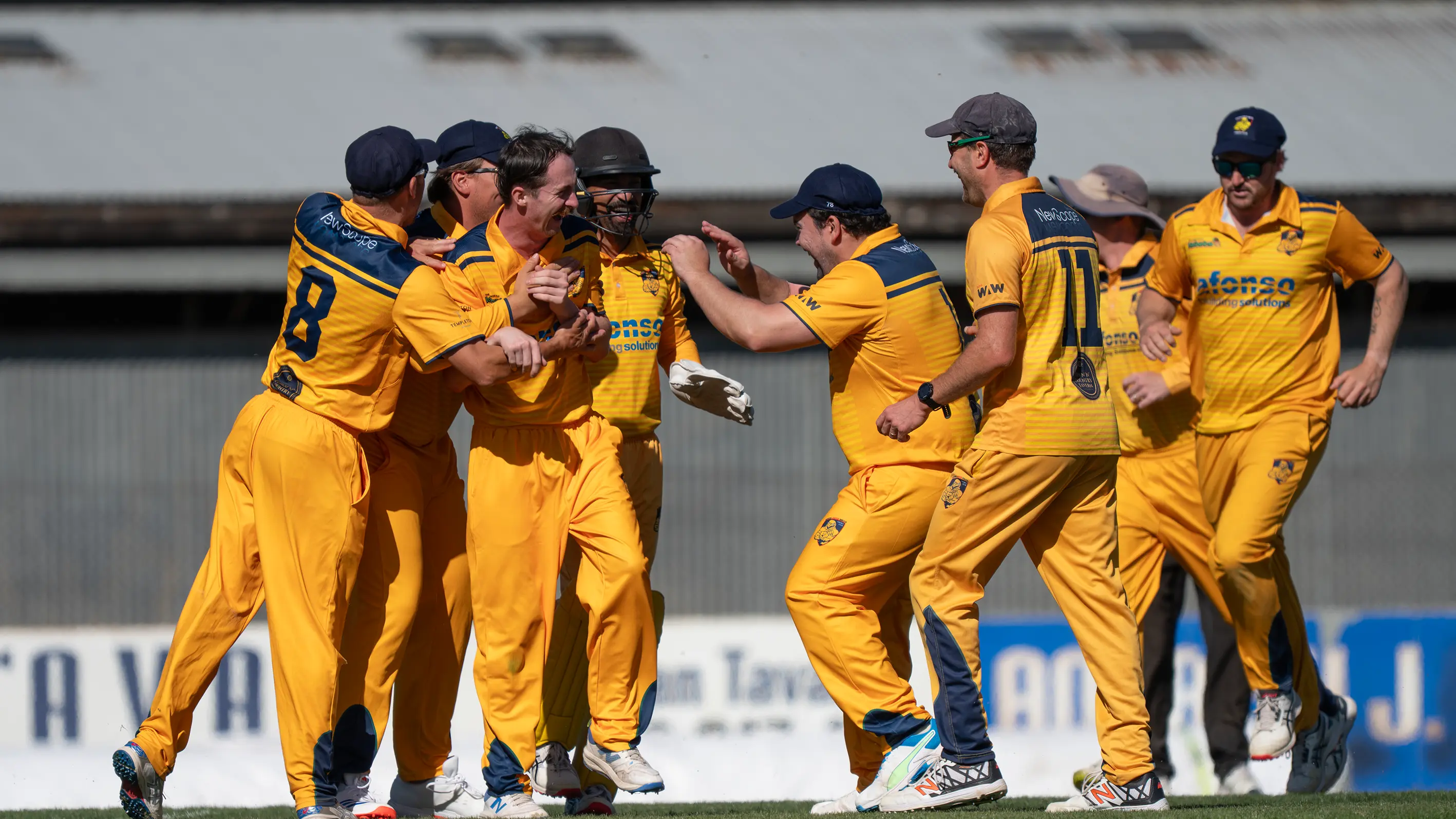 Shaw and Perera rescue RUB in season-opening victory