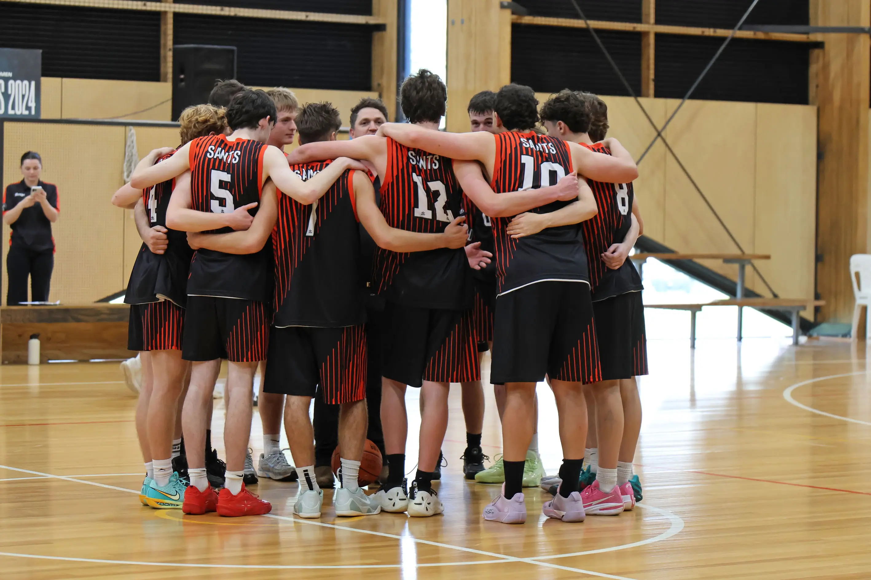 <p>THE WILL TO WIN: Myrtleford adapted well to a challenge to secure the win over at Swan Hill on Saturday. PHOTO: Janet Watt</p>\\n