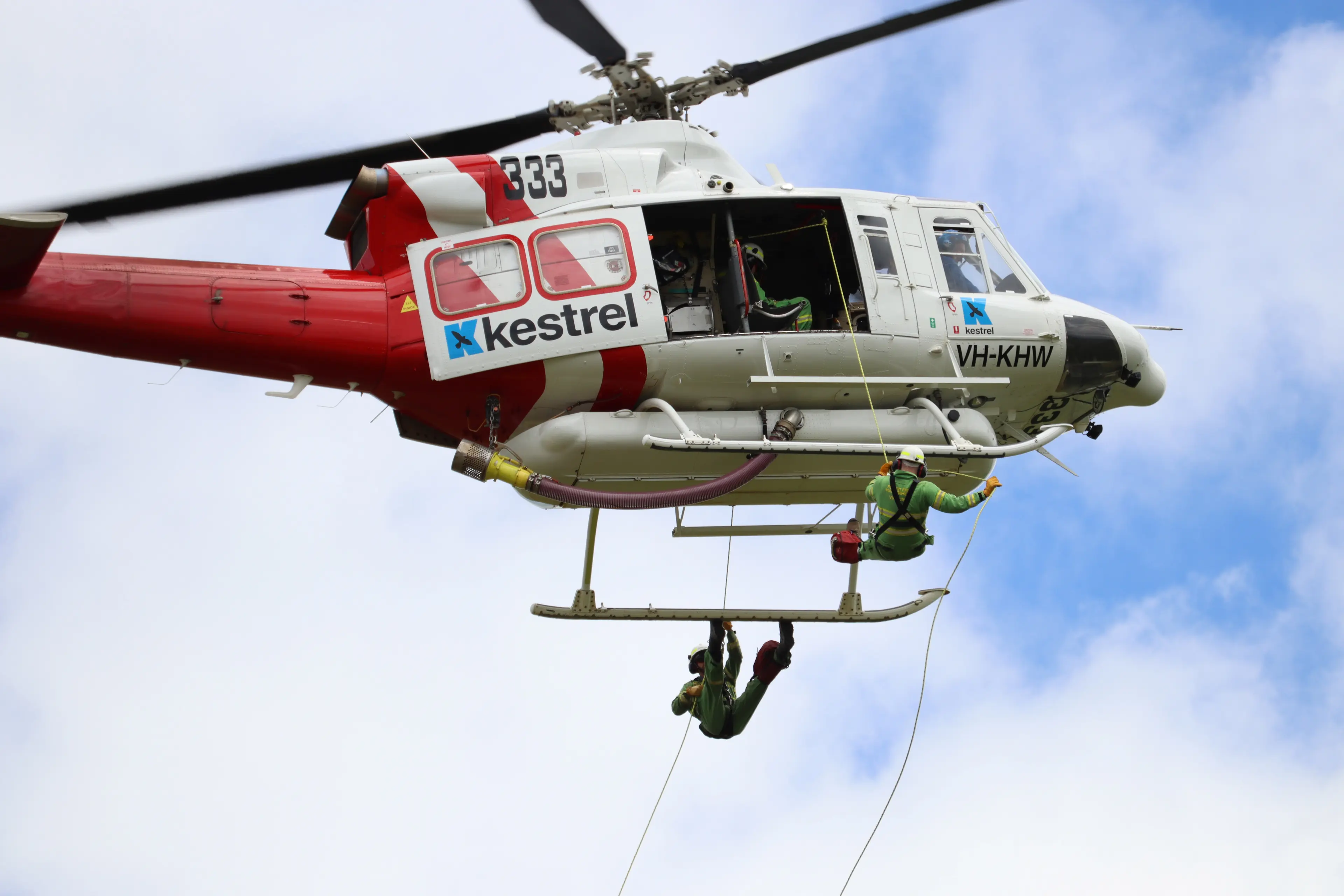 Rappel firefighters back at Ovens, strengthening rapid attack capability